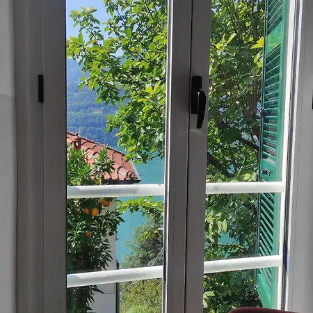Prunus Avium View And Private Garden * Blevio